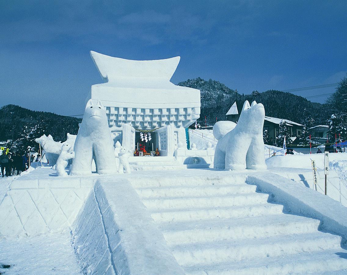 Yuzawa Grand Hotel Yuzawa (Akita) Exterior foto